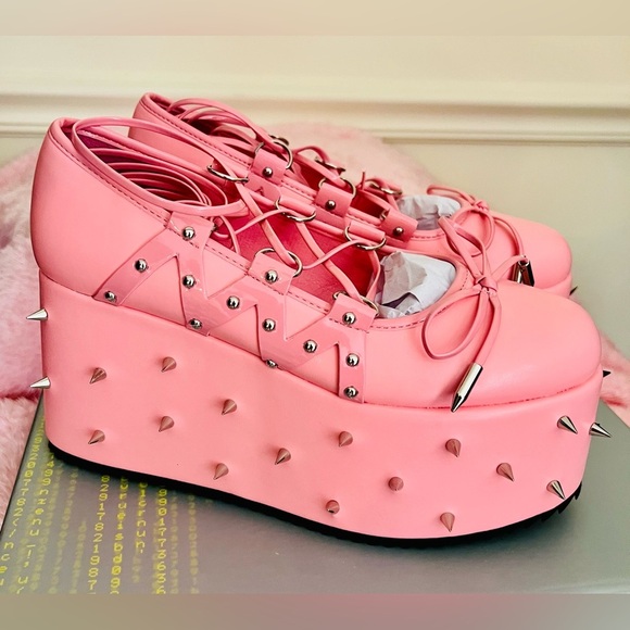 NIB Size 6 Dolls Kill KOI Footwear Zorina Lace Up Platform Ballet Shoes in Pink - Picture 2 of 10